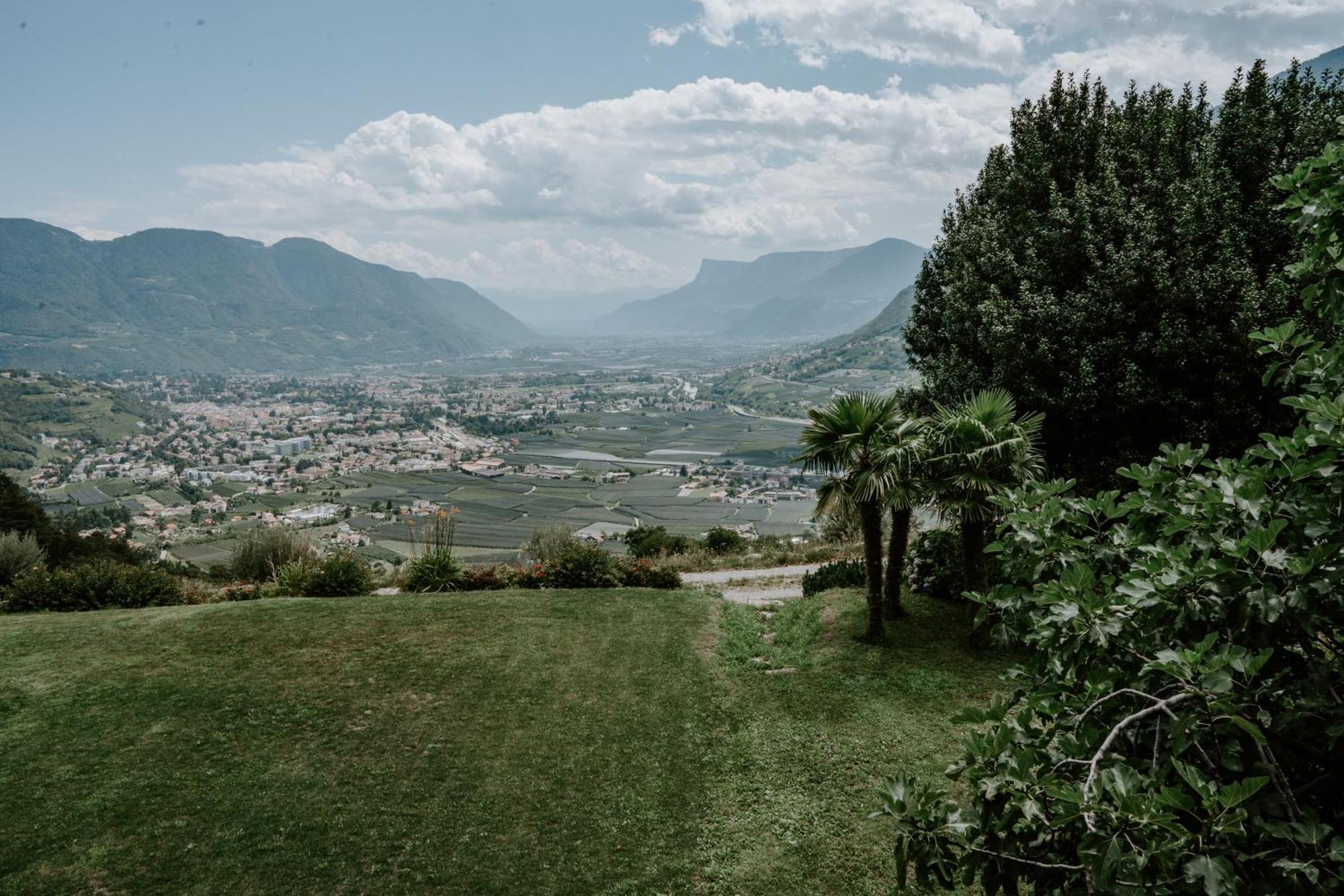 Arua Private Spa Villas Merano Bagian luar foto